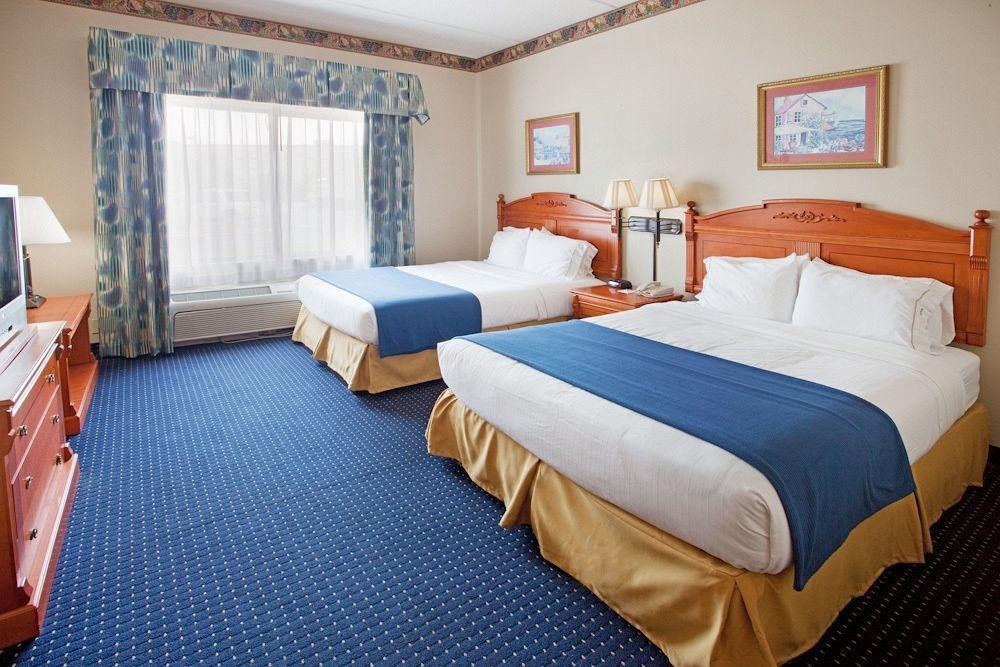 Savannah Gateway Hotel & Suites Τζώρτζταουν Δωμάτιο φωτογραφία